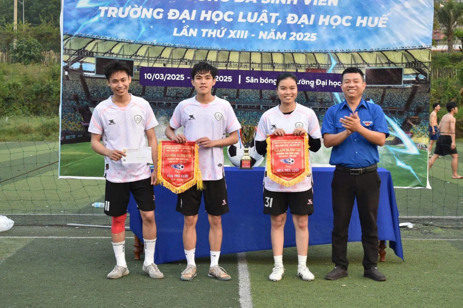 Giải Vua phá lưới: Hữu Cương - Phước Trí - Quỳnh Chi
